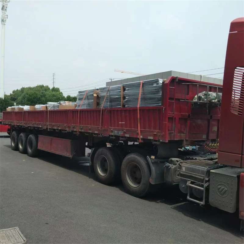 新乡市乌鲁木齐县物流专线：高效直达的运输之旅